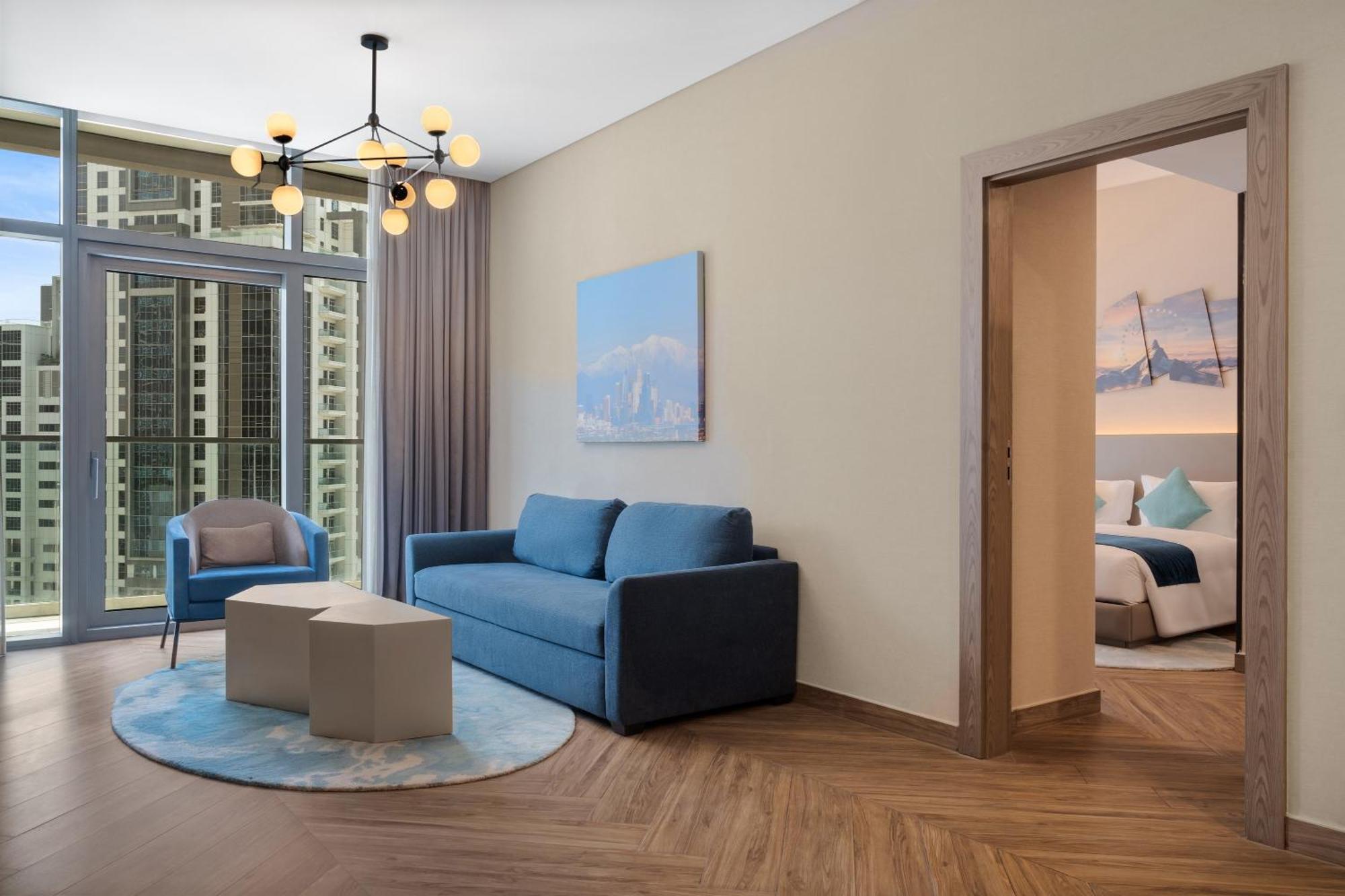 โรงแรมพาราเมาท์ มิดทาวน์ ดูไบ ภายนอก รูปภาพ A suite at the hotel